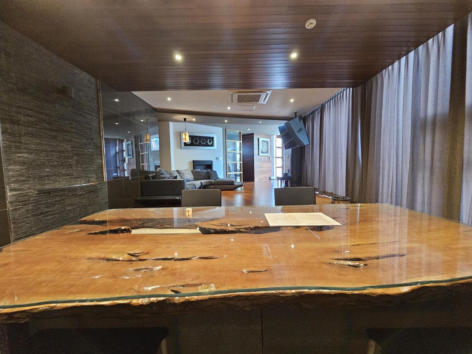 Jeju Hotel Scarboro Сеогвипо Екстериор снимка