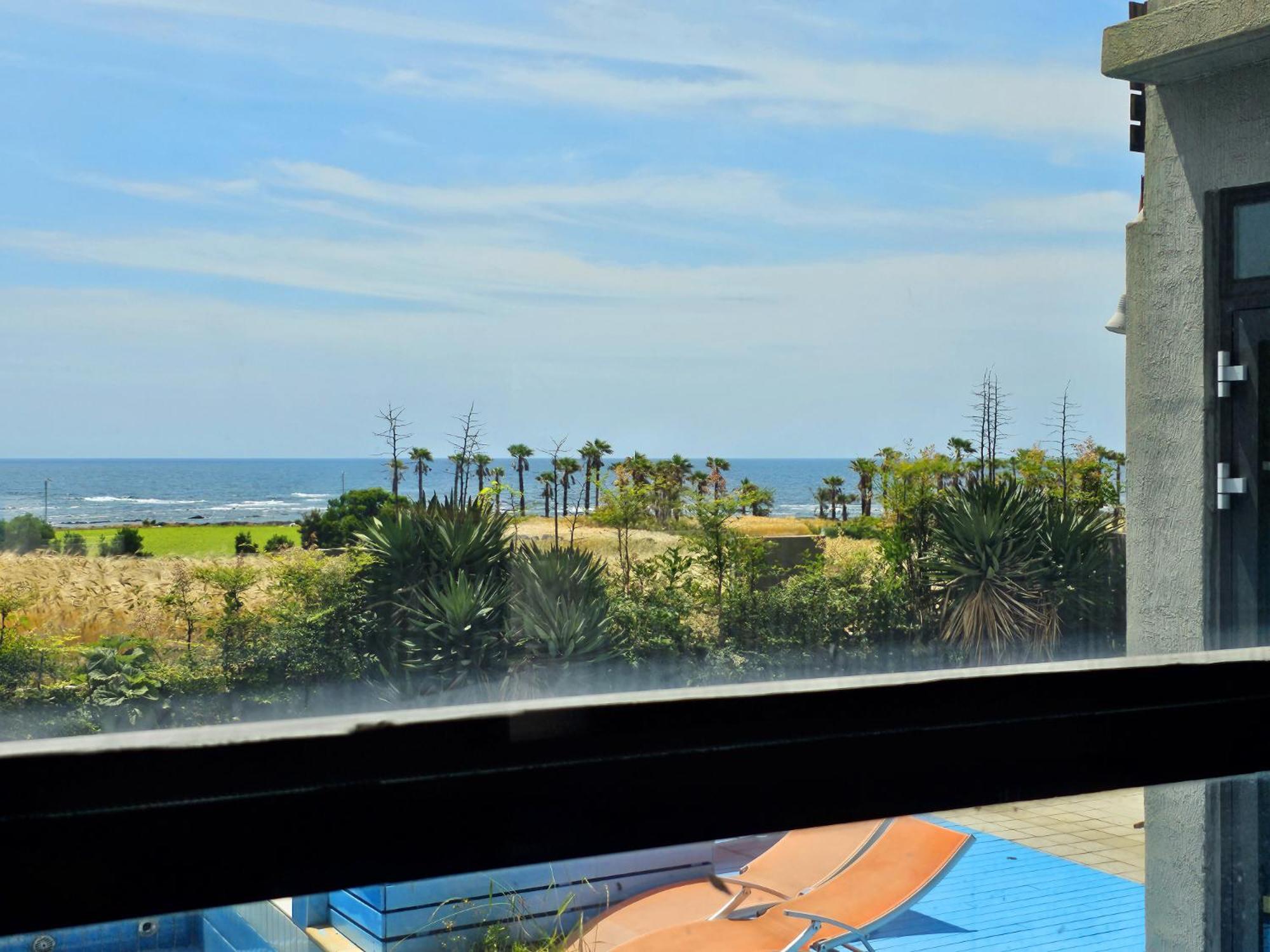 Jeju Hotel Scarboro Сеогвипо Екстериор снимка