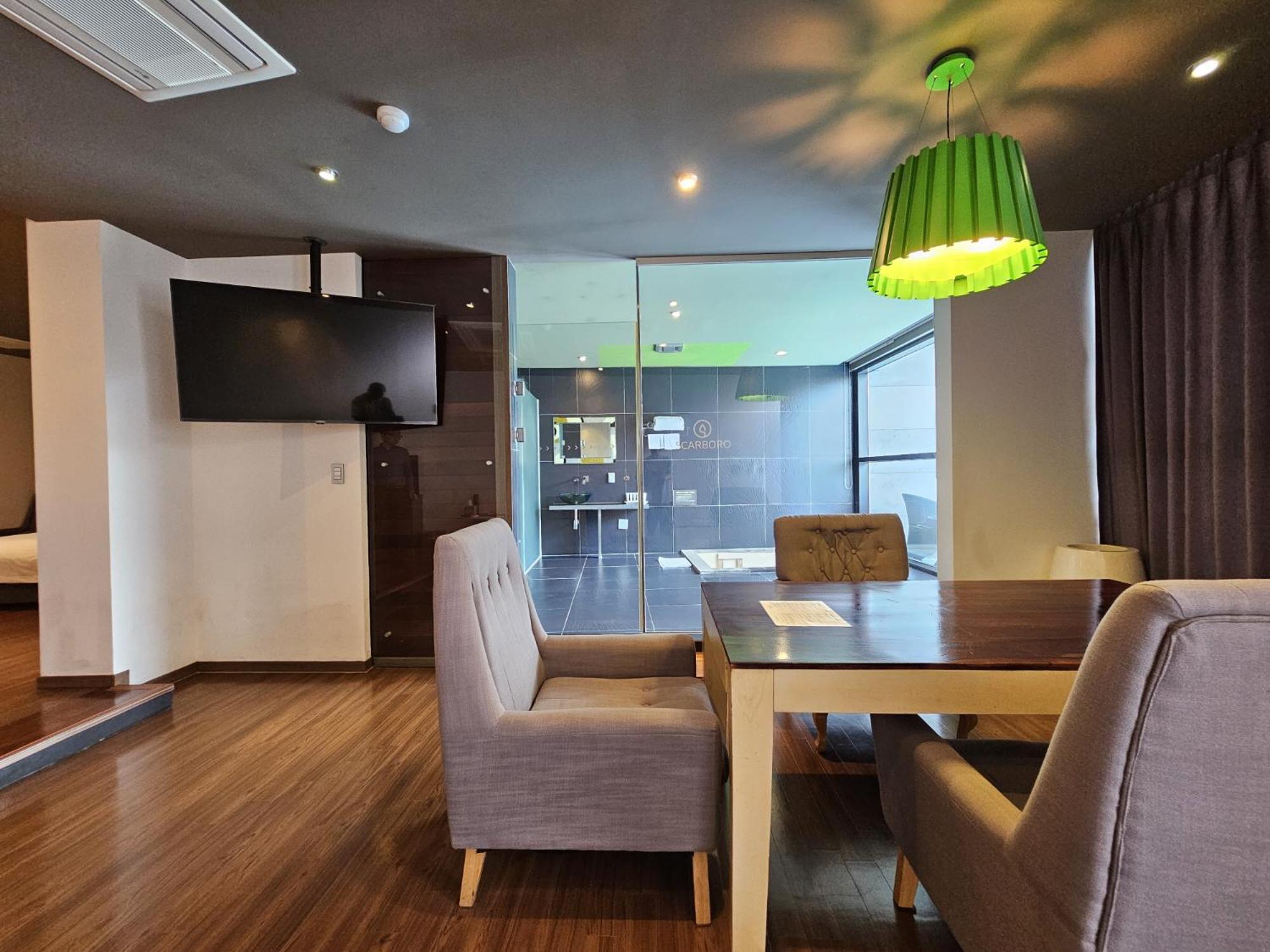 Jeju Hotel Scarboro Сеогвипо Екстериор снимка